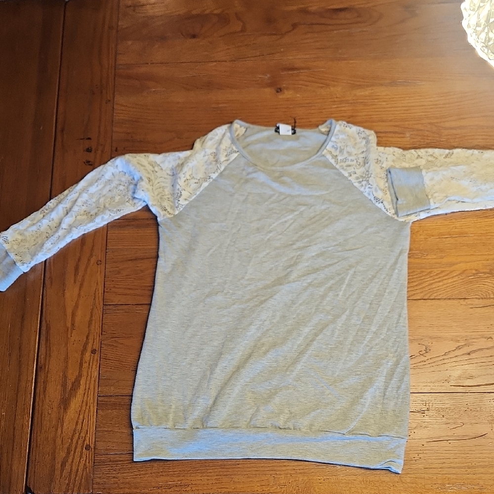 Kids Lace Sleeve Gray Top